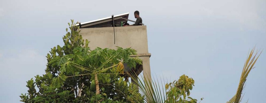 serbatoio e pannelli solari.jpg